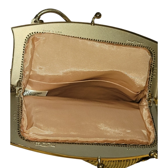 Whiting & Davis Co Gold Mesh Evening Bag - Picture 4 of 11